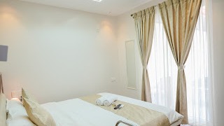 Premium Room with Lakeview Balcony
