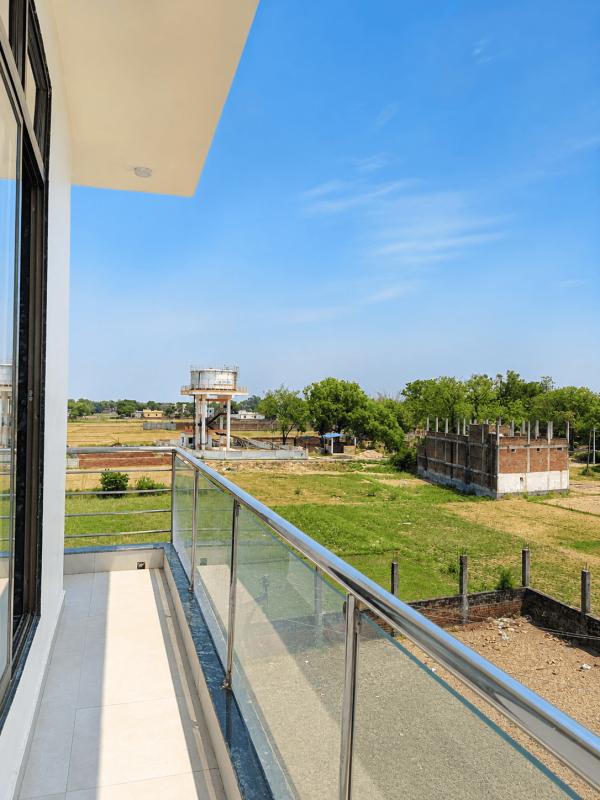 EF23BalconyViewDL1