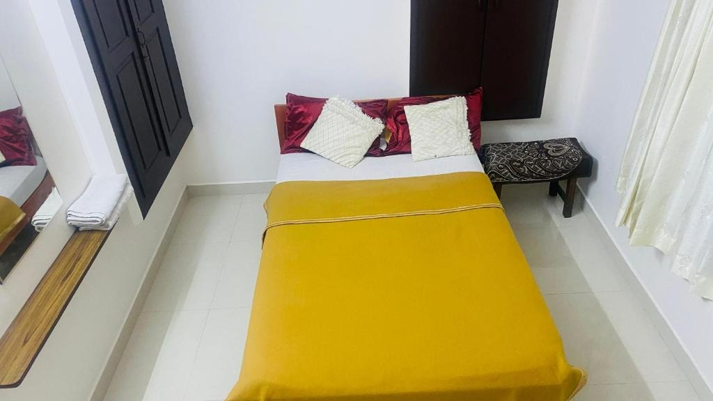 Property gallery image 1