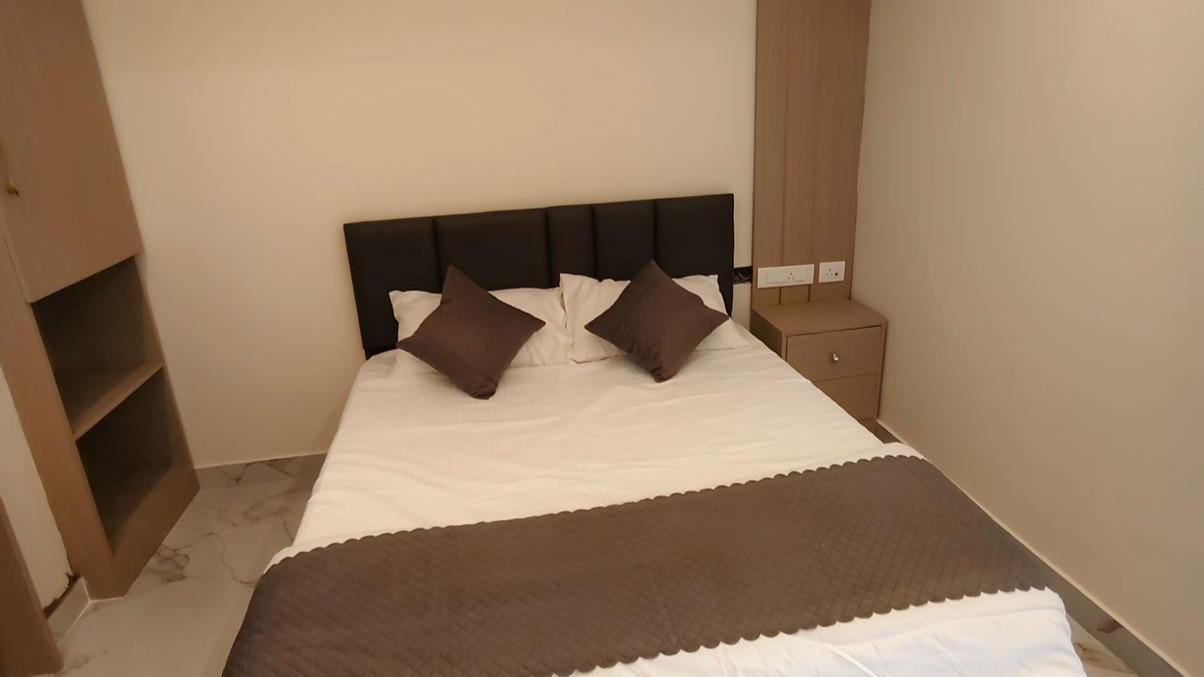 Deluxe Single Bed