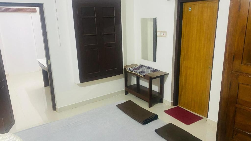 King Rooms image 6