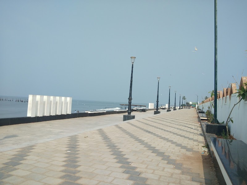 Kozhikode Beach (Beaches Road)