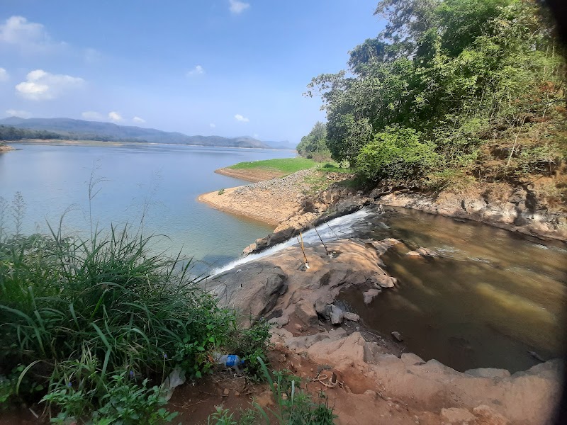 Anchuruli Tunnel & Waterfalls