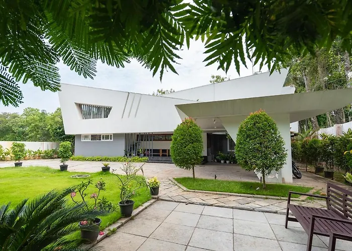 Hossana Modern Wedge Villa second visual reference