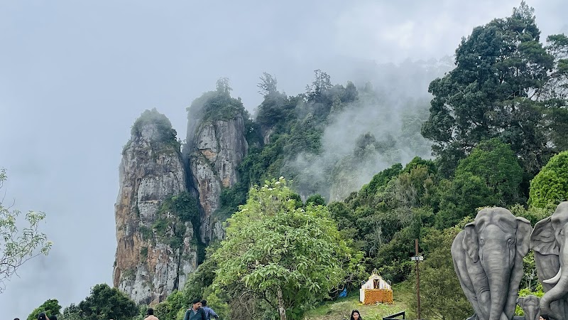 Pillar Rocks