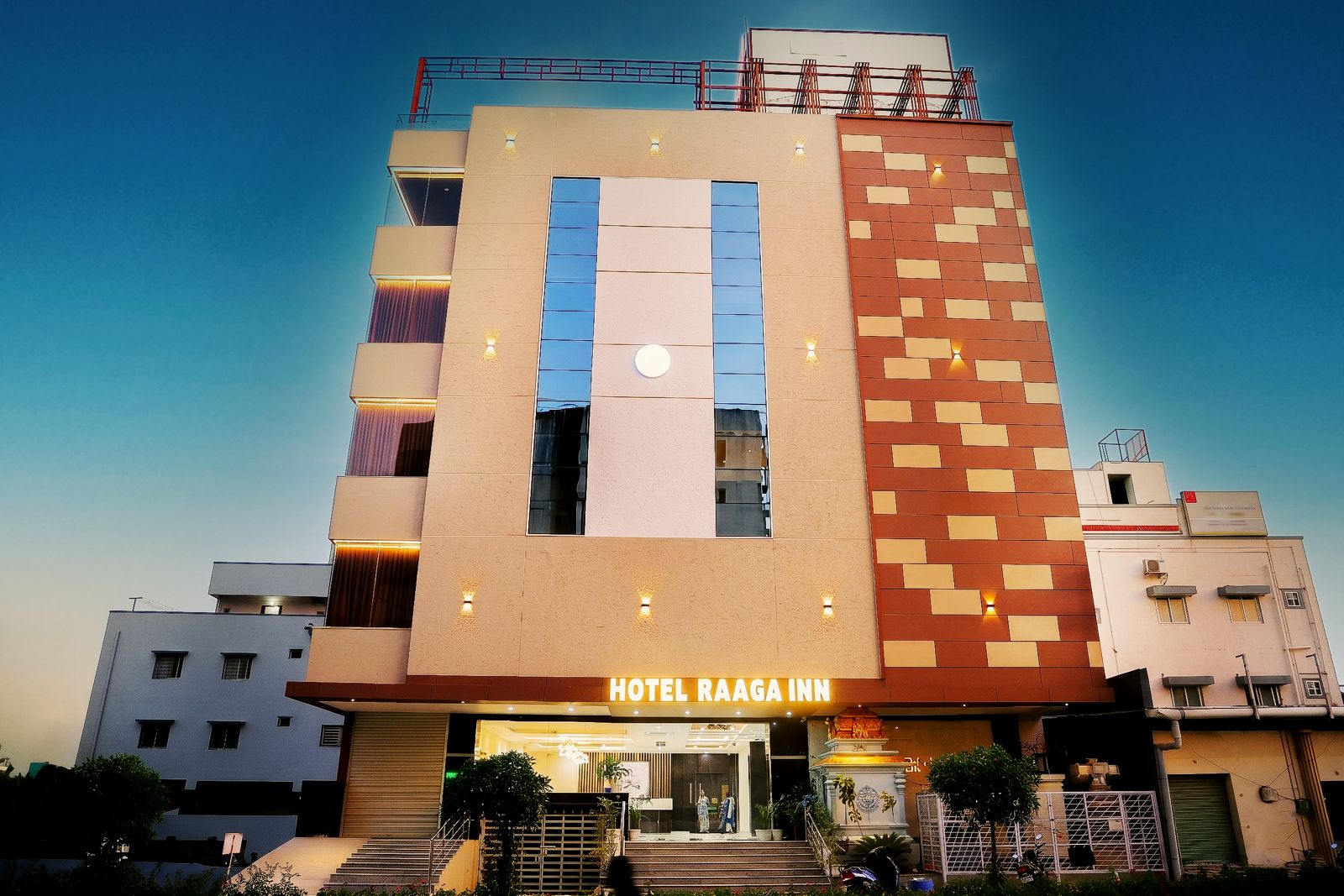 Visual view of HOTEL RAAGA INN