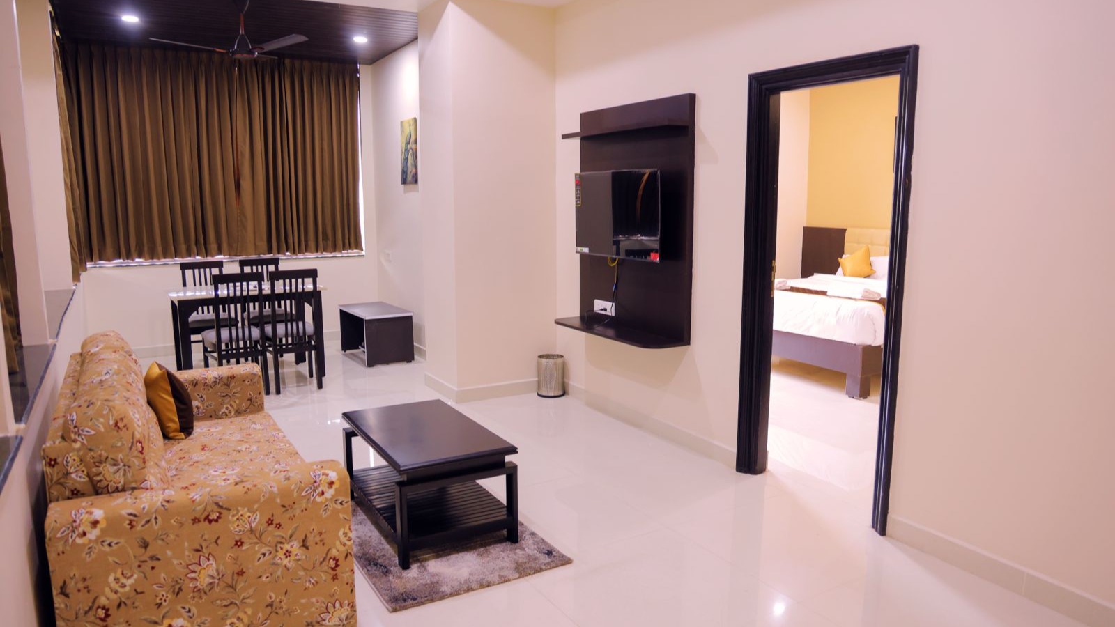 Suite Room image 4