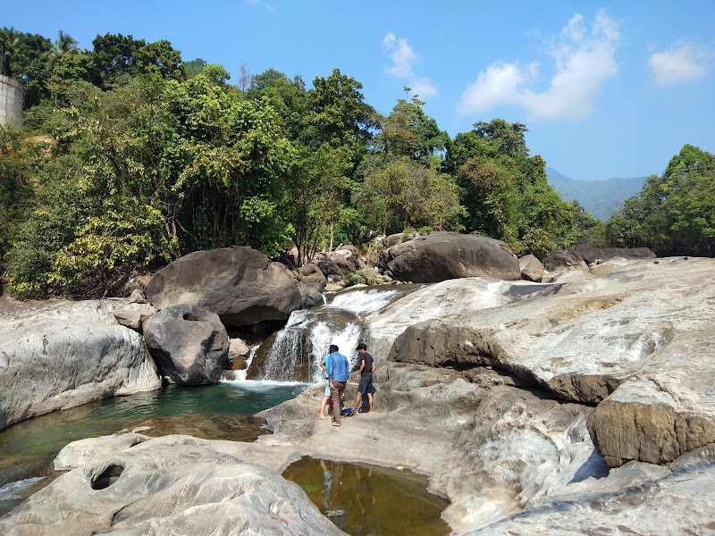Arippara Waterfalls