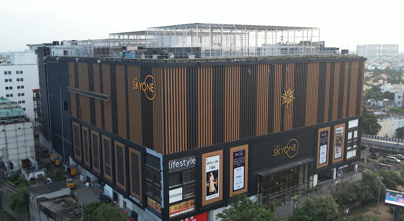Ampa Skywalk Mall
