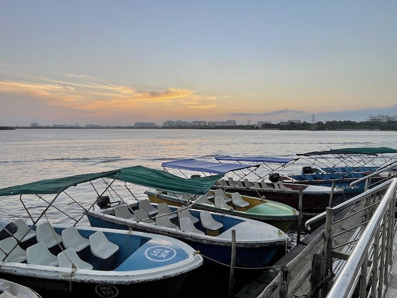 Muttukadu Boat House