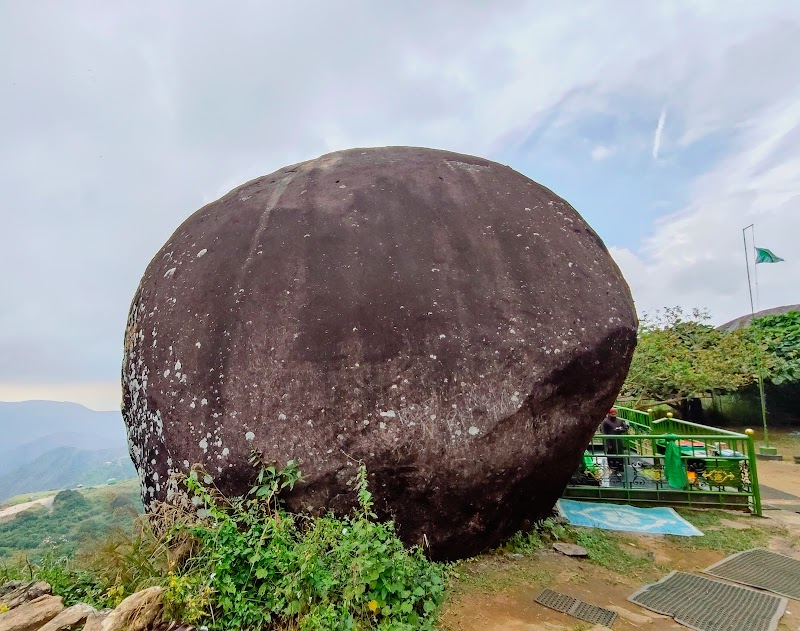 Thangal Para