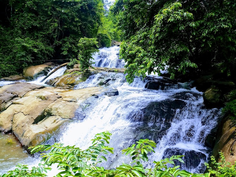 Aruvikkuzhi Waterfalls