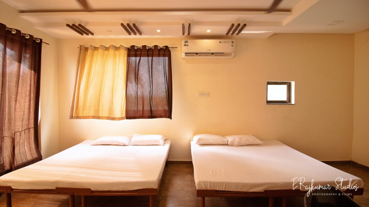 Property gallery image 12