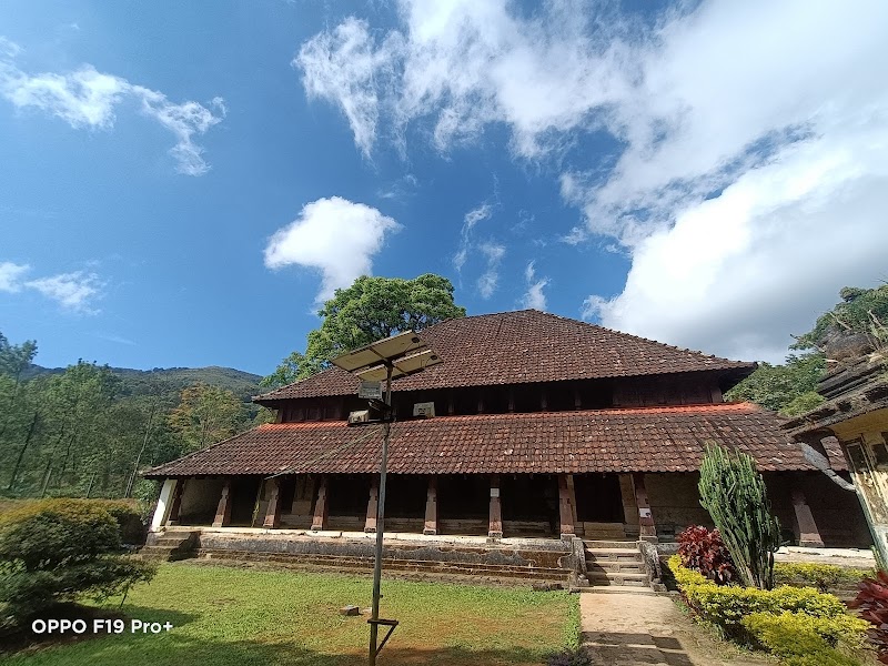 Nalknad Palace
