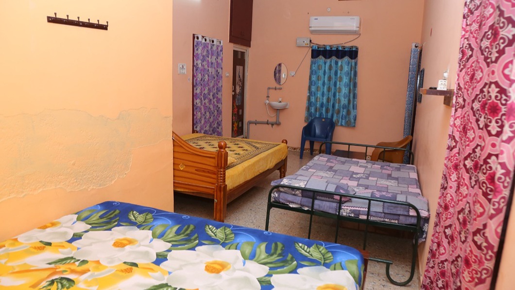 Family Room 3