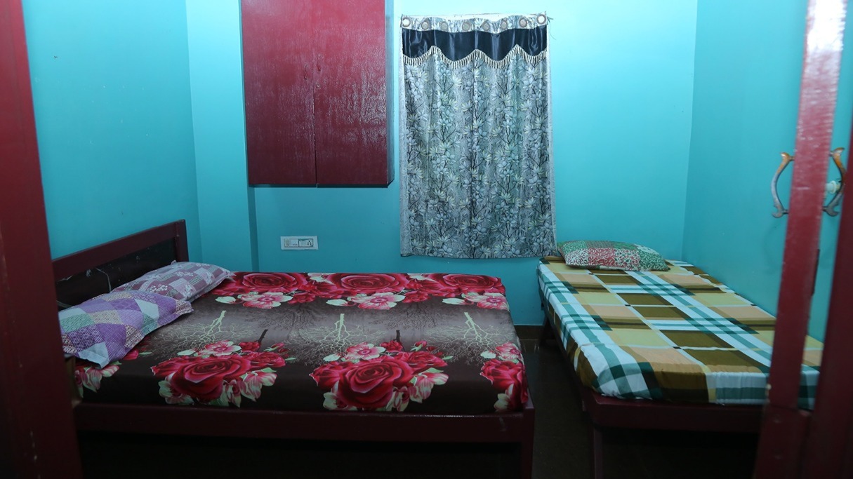 Family Room 4